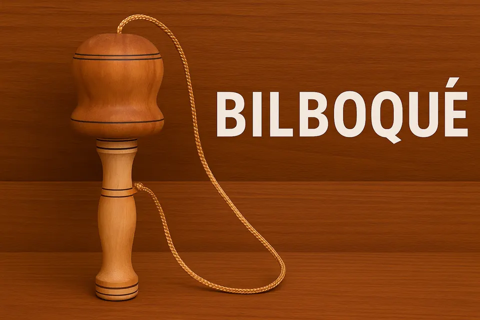 Bilboquê de madeira com copo, haste e bola presa por cordão